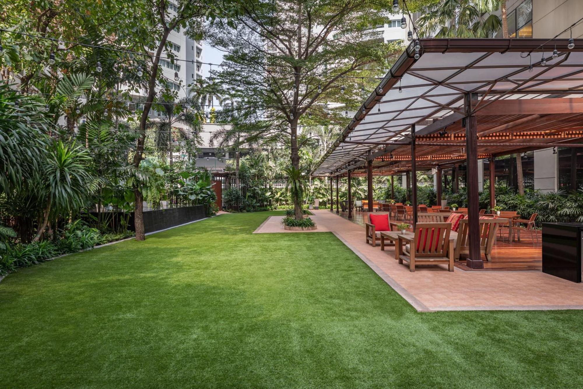 Marriott Executive Apartments - Sukhumvit Park, Bangkok Exterior photo