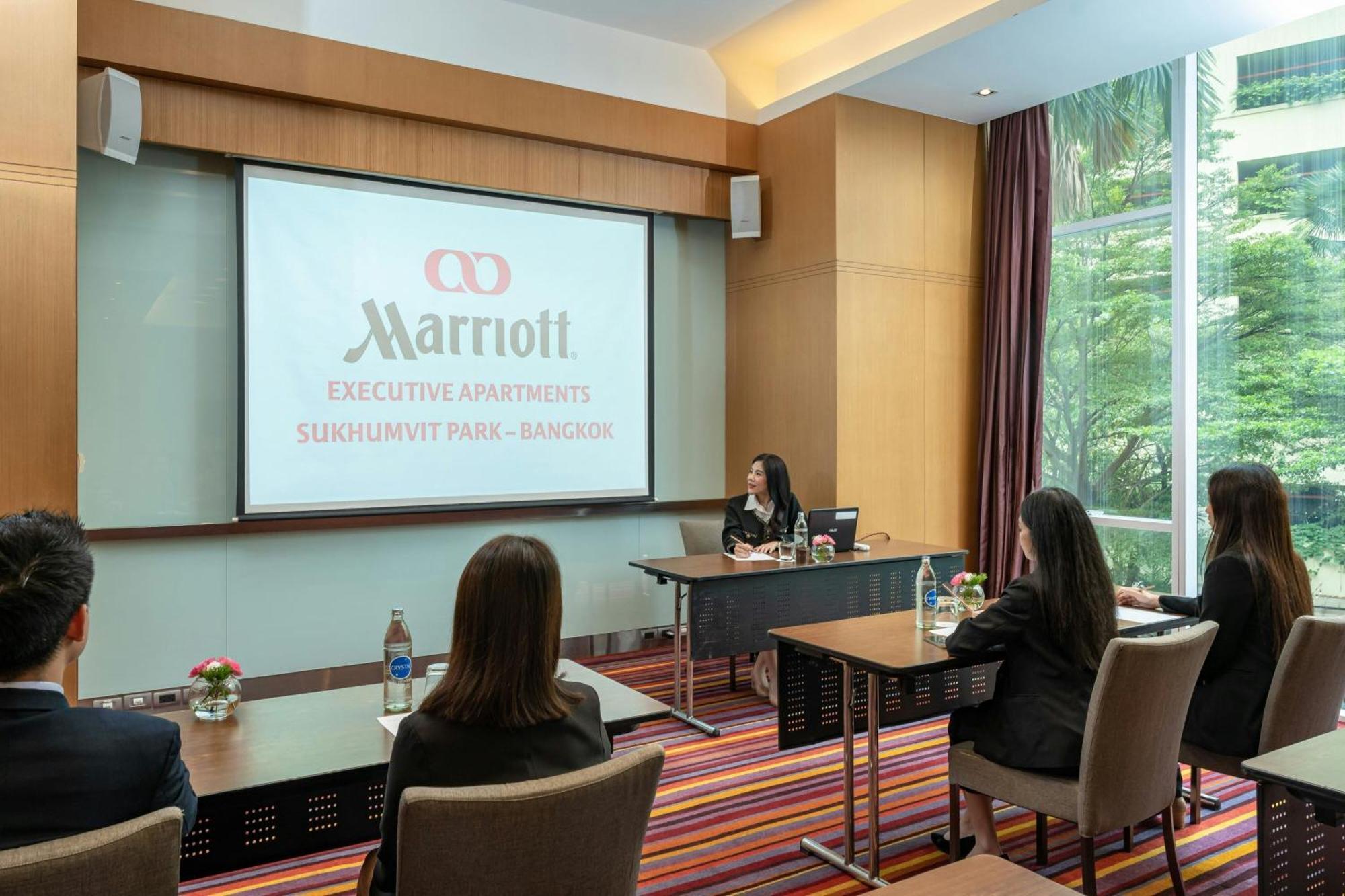 Marriott Executive Apartments - Sukhumvit Park, Bangkok Exterior photo